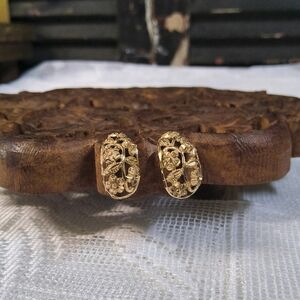 Gold Floral Filigree Hoop Earrings - Women Jewelry